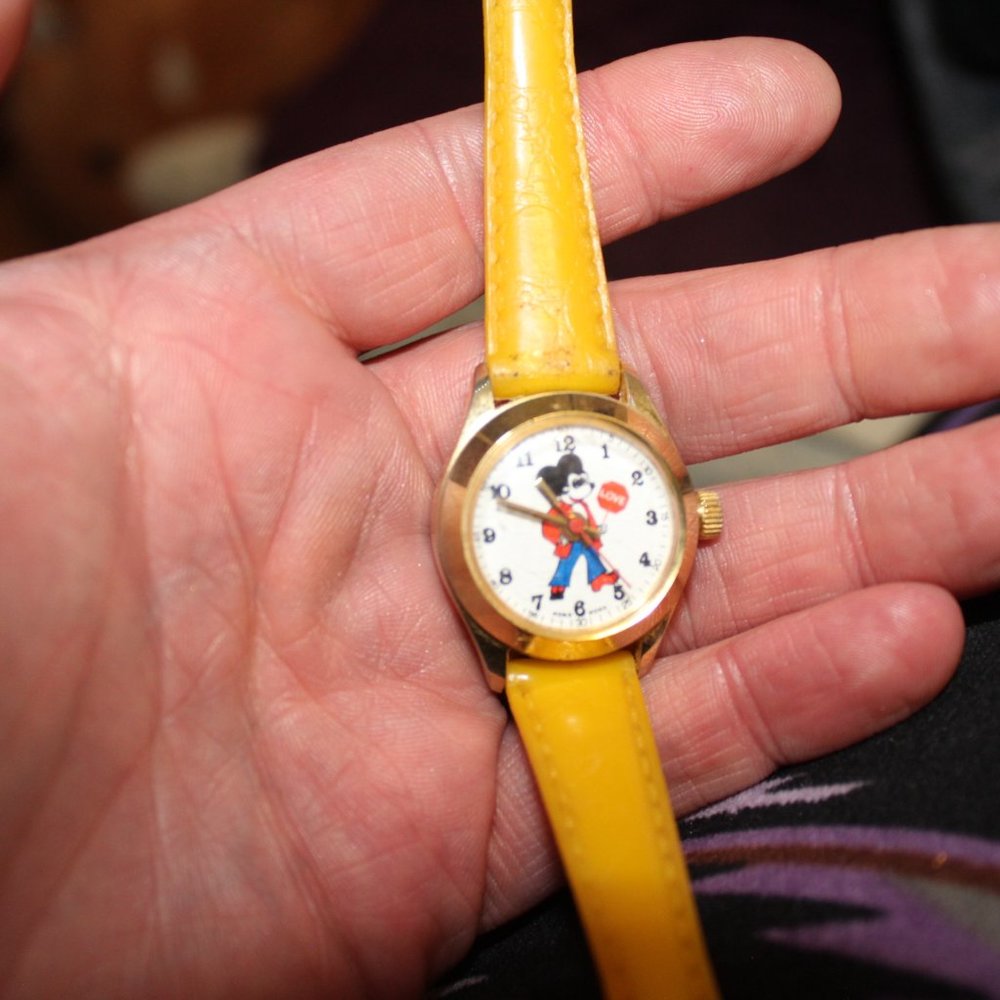 1960's Vintage Mickey Mouse Kids Wind Up Watch Gem